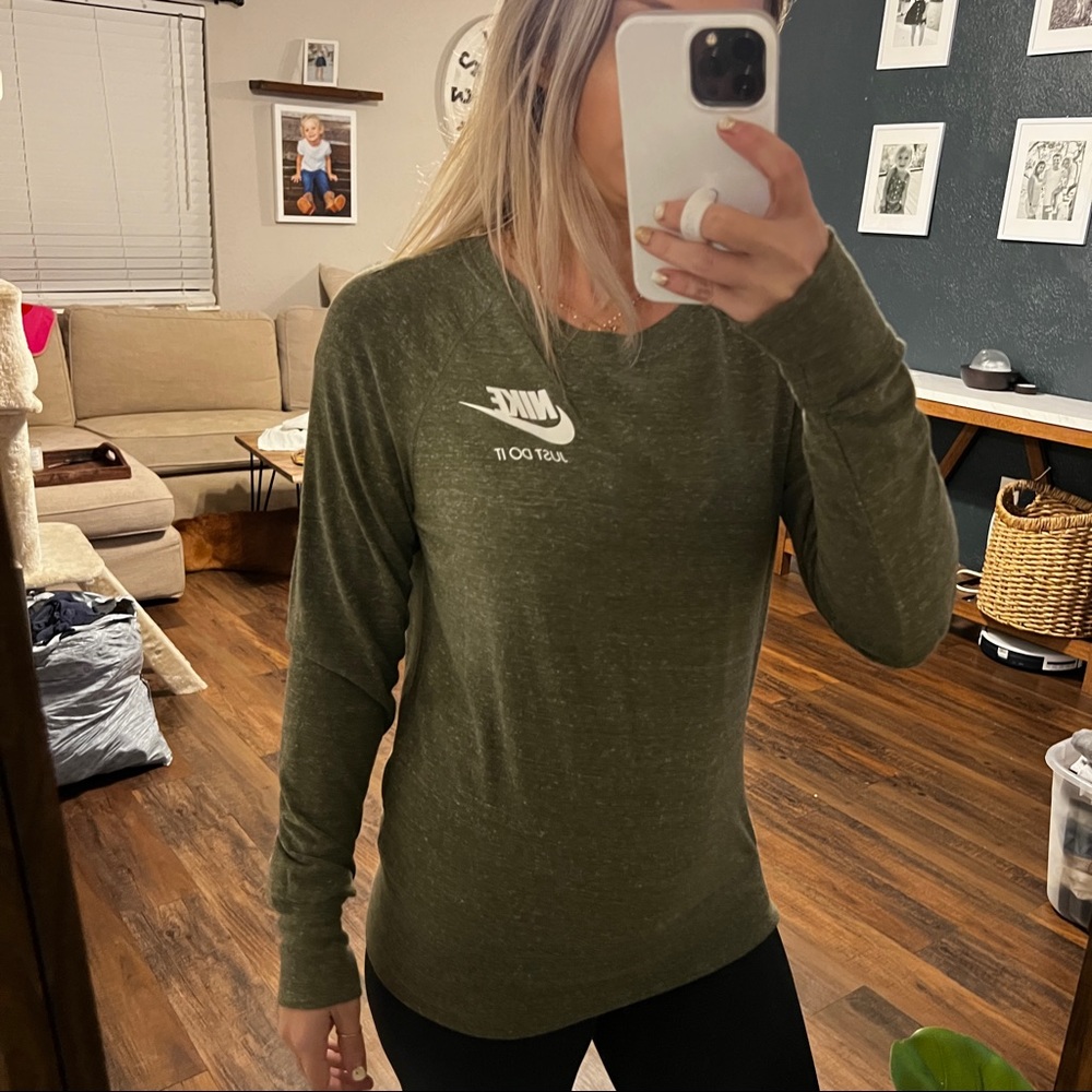 Nike long sleeve